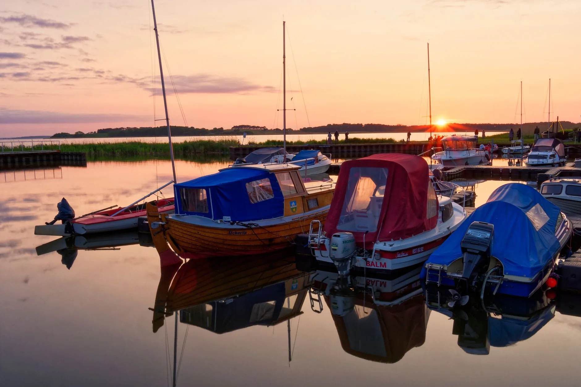Moll Vell marina